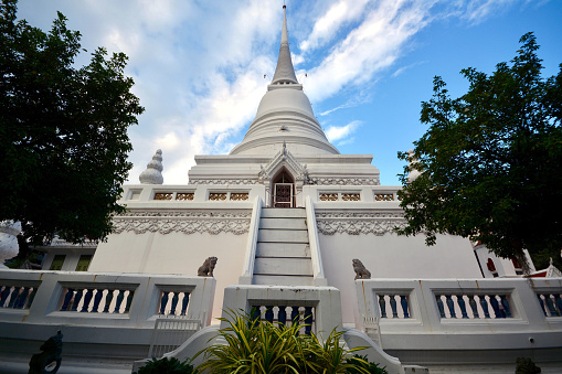 Built by King Rama4 in the heart of Bangkok, Thailand 200 years ago with great details and craft reflects Thai traditional arts and history. Consist of temple and stupa plus old monk place.