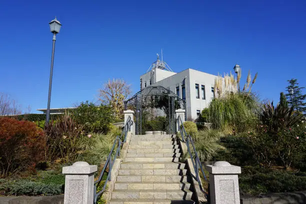 Photo of Yokohama Local Meteorological Observatory in the back of Bluff 99 Garden (Yamate Hon-dori, Yamate-cho, Naka-ku, Yokohama)