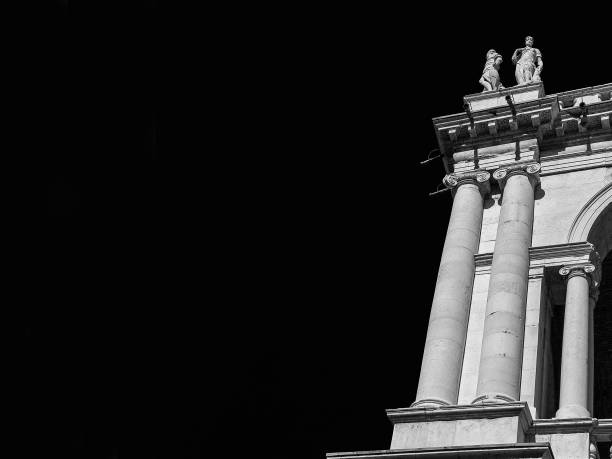 istock Basilica Palladiana corner (B/W) 1361269460