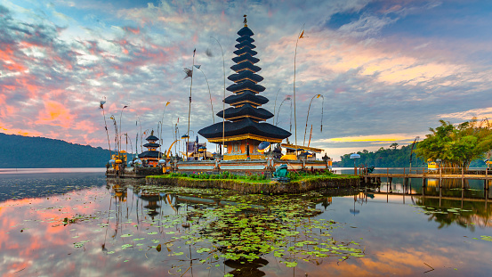 Bedugul and Tanah Lot Tour is one of the most popular Bali Full Day Tours Packages to explore the northwest of Bali island.