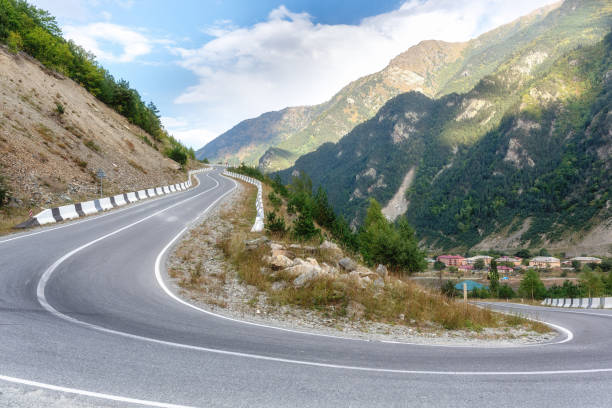 istock A sharp turn on the serpentine. Teschin tongue 1361372508