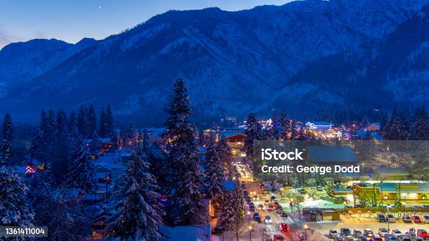 Leavenworth Washington Stock Photo - Download Image Now - Washington State, Leavenworth - Washington, Winter
