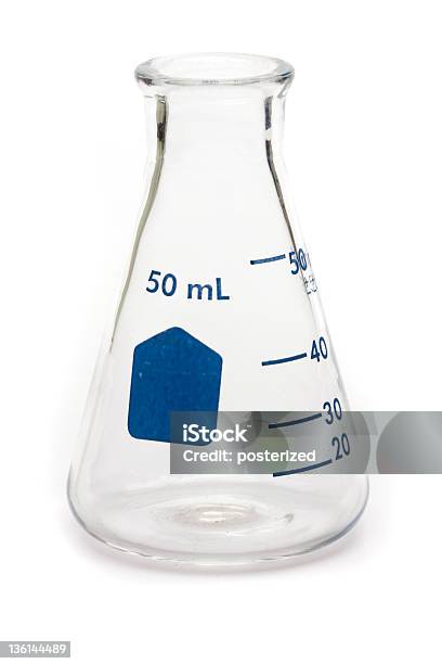 Foto de Artigos De Vidro De Laboratório e mais fotos de stock de Analisar - Analisar, Artigos de Vidro de Laboratório, Aula de Química