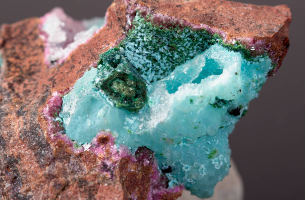 chrysocolla, mineral espécime de pedra pedra de pedra gem gem crystal - rock malachite rough crystal - fotografias e filmes do acervo