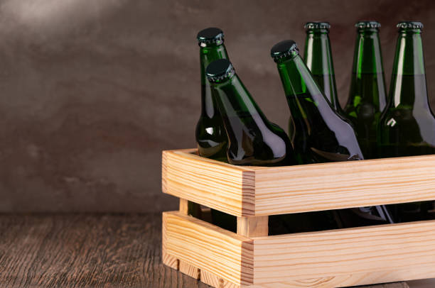 istock Beer wooden box 1361510290