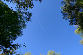 flugzeug-trail.jpg?b=1&s=170x170&k=20&c=NwjtZuEEBjJtkaSoiTizrqumqMwVdCFS6LstjiWJroE=