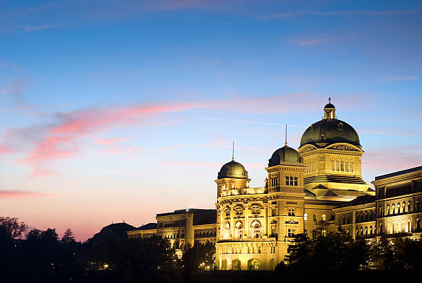 istock Federal Palace of Switzerland at night 136166206