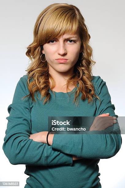 Faneca Teen Menina - Fotografias de stock e mais imagens de 14-15 Anos - 14-15 Anos, Acesso de raiva, Adolescente