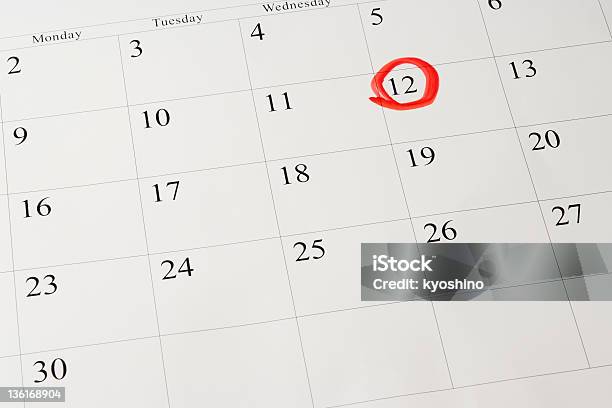 環境の日カレンダーに赤ペン - カレンダーのストックフォトや画像を多数ご用意 - カレンダー, 円形, 日付