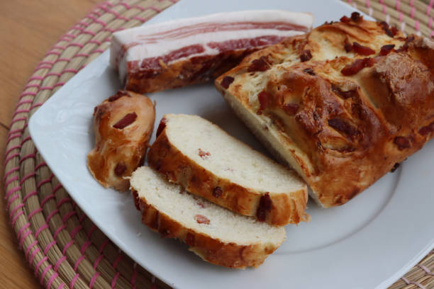 istock Baked and sliced bread with bacon 1361696233