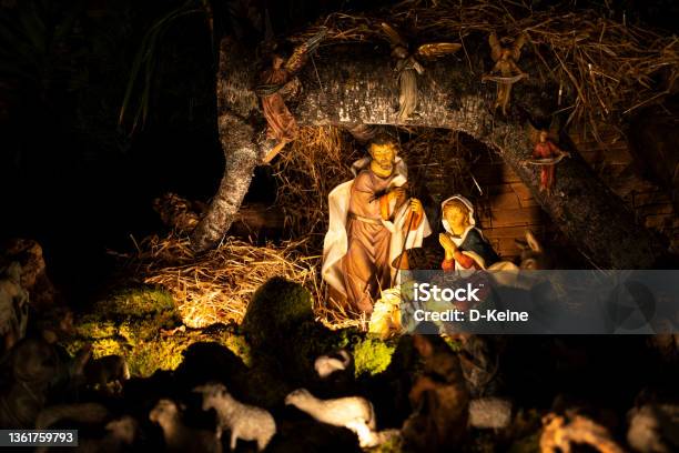 Nativity Stock Photo - Download Image Now - 2022, Barn, Bible