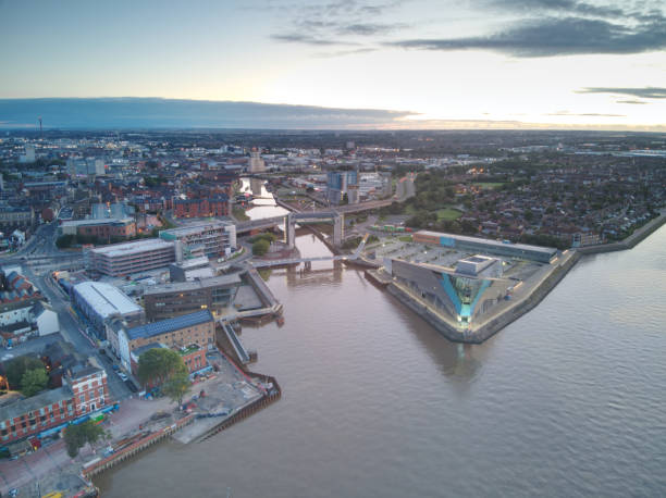 Sunrise over The Deep Sunrise over The Deep and Kingston-upon-Hull, UK humberside stock pictures, royalty-free photos & images