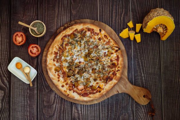 istock Pumpkin vegeterian pizza 1361772143