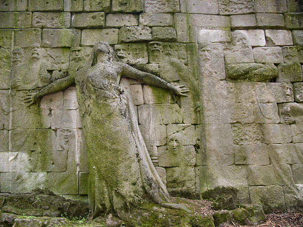 Sculpture with the name \