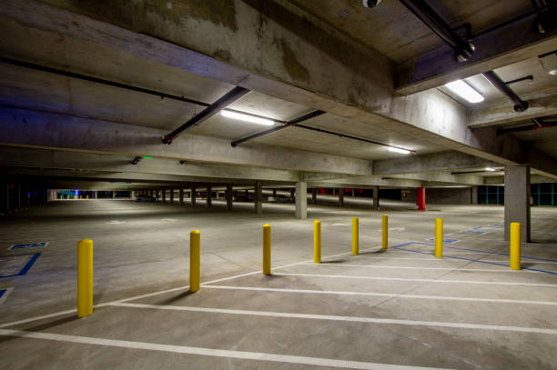 주차 가리지 - underground parking lot photography day 뉴스 사진 이미지