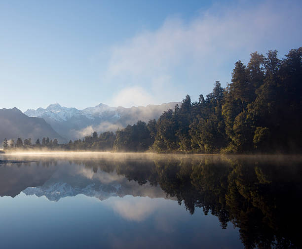 istock sunrise at lake matheson 136184872