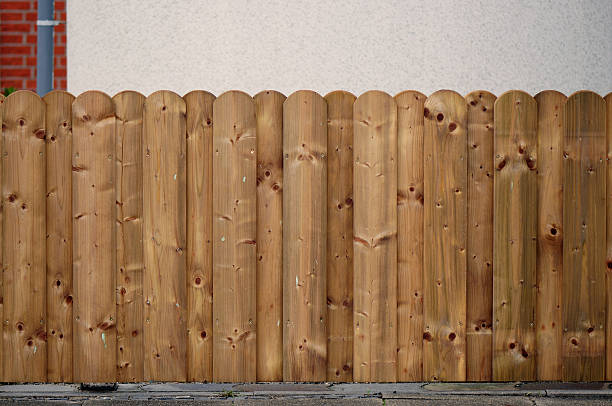 istock wood fence 136186552