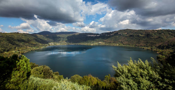 istock NEMI LAKE IN ROME 1361881989