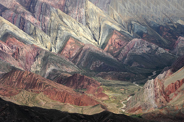 istock Hornocal mountains on Quebrada de Humahuaca 136188810