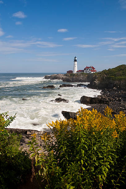 istock Portland Head Lighthouse in Autumn 136190689