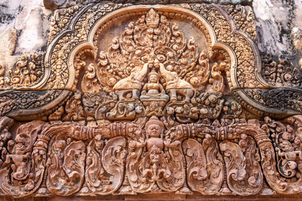 templo banteay srei em angkor - srei - fotografias e filmes do acervo