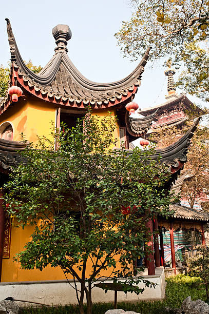 istock The building in Hanshan temple 136196992