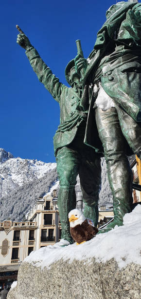 Statue of Balmat and Saussure