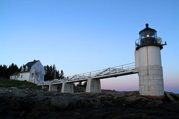 marshall point lighthouse, me - lighthouse marshall point lighthouse maine sea stock-fotos und bilder