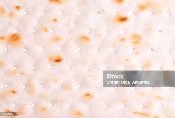 Matza Foto de stock y más banco de imágenes de Alimento - Alimento, Festivo, Fotografía - Imágenes