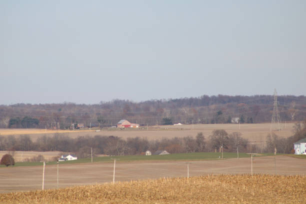 istock Agriculture in Ohio, USA - random country barns and fields 1362130961