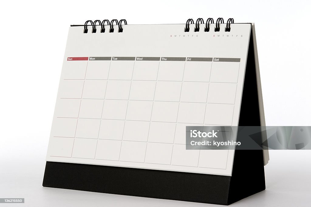 Fotografía de escritorio en blanco aislados de calendario sobre fondo blanco - Foto de stock de Abierto libre de derechos