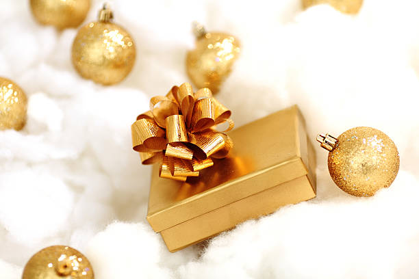 istock golden gifts 136215728