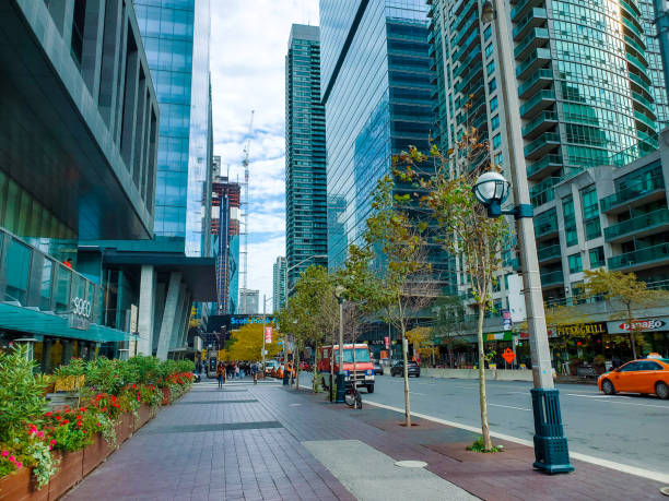 istock Toronto City Streets 1362169744