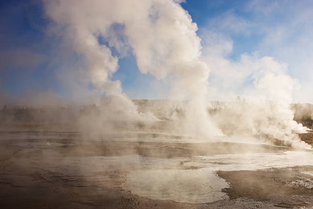 istock Yellowstone, Norris Geyser Basin 136217351