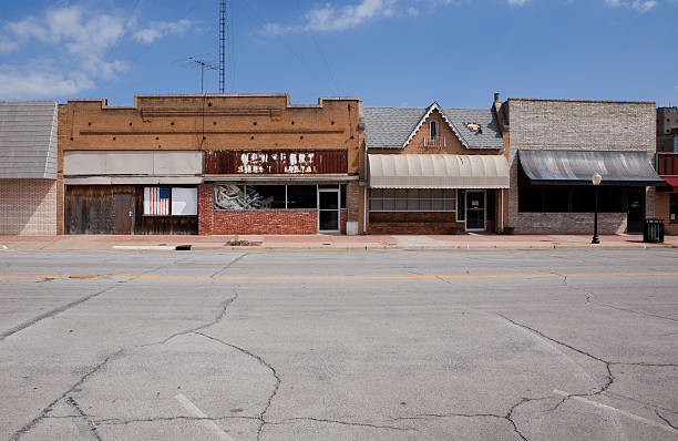 Main street of Chickasha, Oklahoma Closed and abandoned shops on the main street of Chickasha, OK ghost town stock pictures, royalty-free photos & images