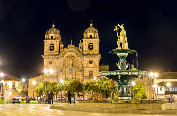 istock Church and statue of an Inca in Cusco, Peru 1362217963