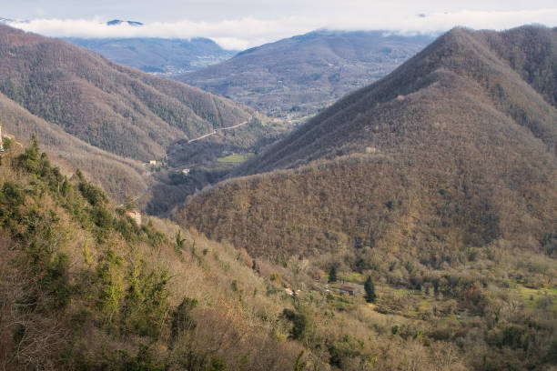 istock Tuscanian mountain landscape 1362225540