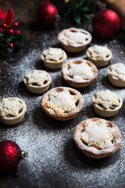 istock Festive mince pies arranged in a Christmas Tree shape 1362227812