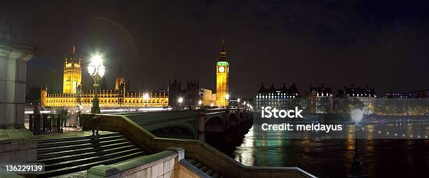 Foto de Westminster Londres No Crepúsculo e mais fotos de stock de Big Ben - Big Ben, Capitais internacionais, Casas do Parlamento - Cidade de Westminster