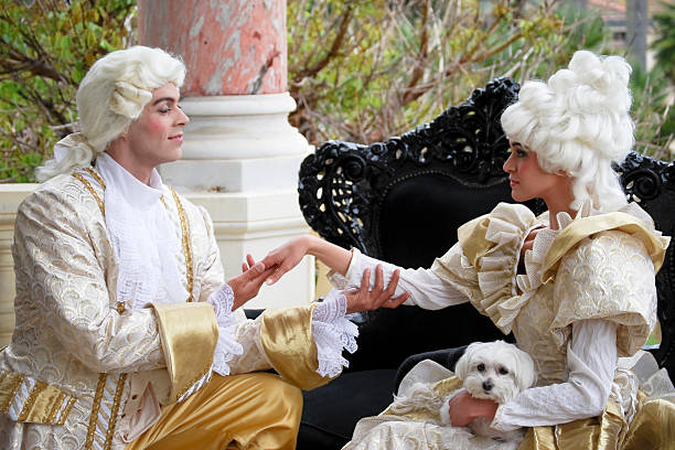 Ser a Rainha. Dois 18th século courtiers - fotografia de stock