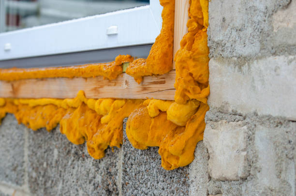 istock Construction foam. Foam of a stroiteln at a window. Dry foam at a window 1362336310