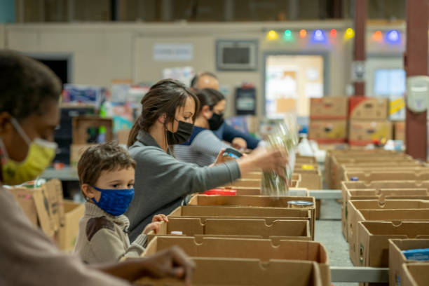 istock Packing Food Donations During a Pandemic 1362428188