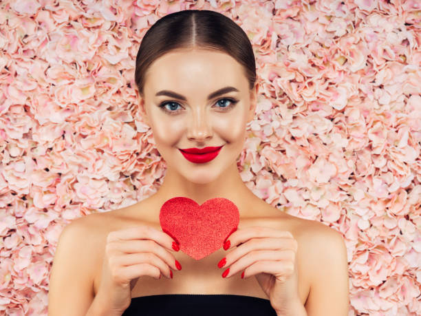 istock Beautiful young woman 1362429293