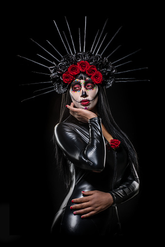 Halloween Skeleton Female with rose crown
