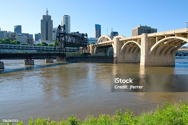 Saint Paul Brücken Und Die Skyline Der Stadt Stockfoto und mehr Bilder von Aquädukt - Aquädukt, Architektur, Bahngleis