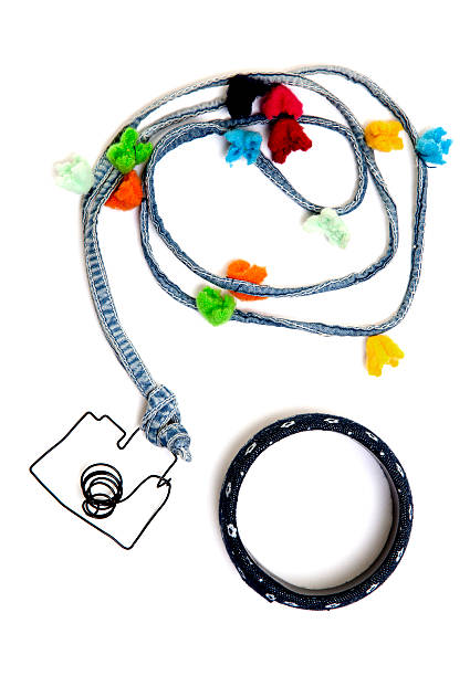 деним личный аксессуар, - personal accessory fashion bracelet necklace стоковые фото и изображения