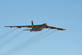 b-52-bomber-flug-nach-sequenz.jpg?b=1&s=170x170&k=20&c=JaNOwGiYyEGzIl3Kx7IGMxurrq15xLK4R0oDQ_3mXVI=