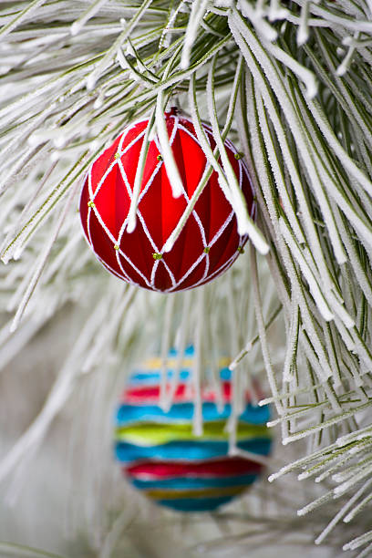 Bola de Árvore de Natal vermelho - foto de acervo