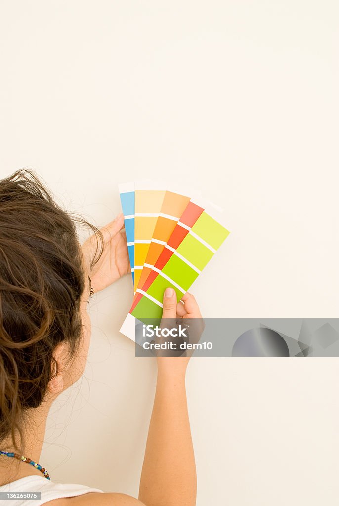 Gospodarstwa kolorowe karty shade - Zbiór zdjęć royalty-free (Obraz w kolorze)