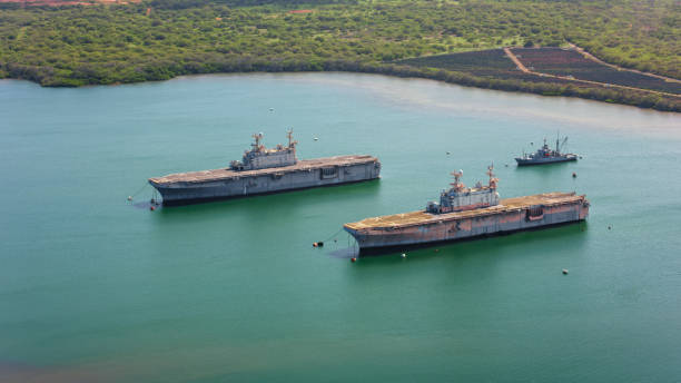 미들 로크 해군 함정 - pearl harbor 뉴스 사진 이미지
